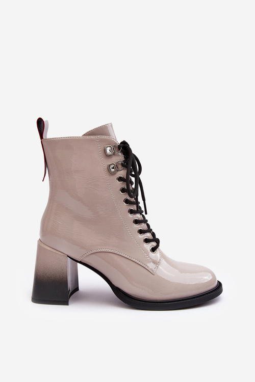 Ladies Glossy Lace-up Boots on Heel D&A MR870-06 Light gray