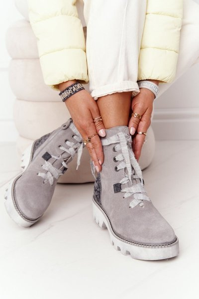 Suede Openwork Boots Maciejka Grey 05033-03