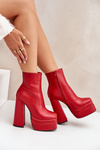 Boots On Massive Platform And Heel Insulated Red Selahra