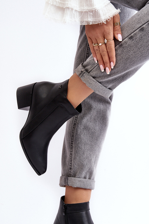 Leather Ankle Boots With Low Heel Black Cidi