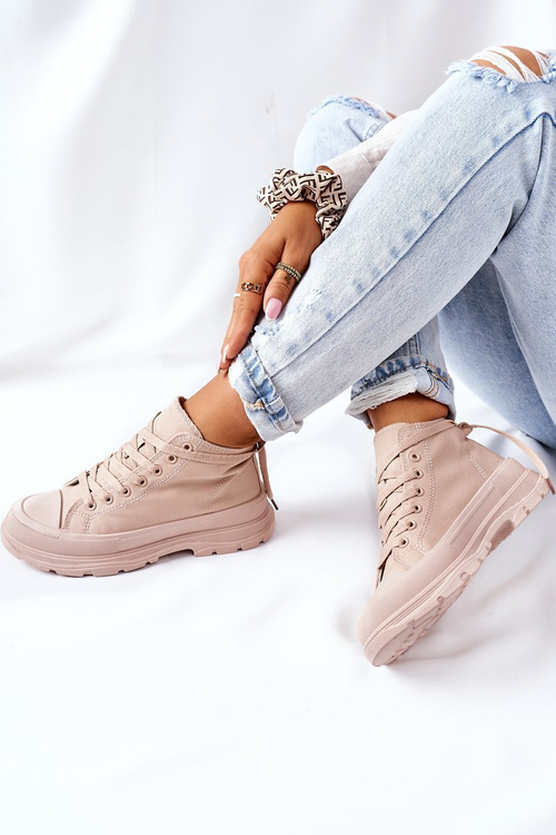 High Sneakers On A Chunky Sole Beige Trissy