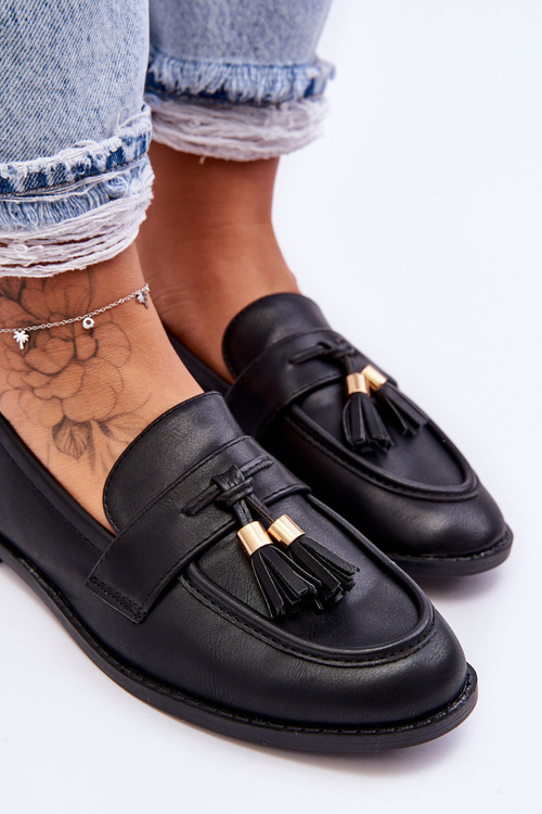 Classic Fringed Leather Loafers Black Camis