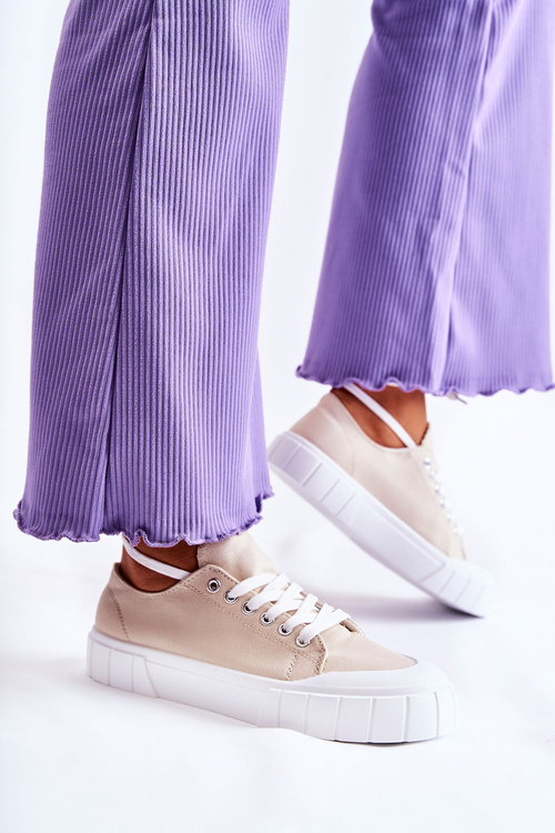 Women's Sneakers On The Platform Beige Comes