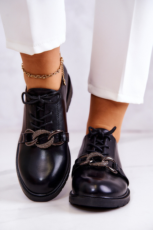 Leather shoes tied with ornament Black Larosa
