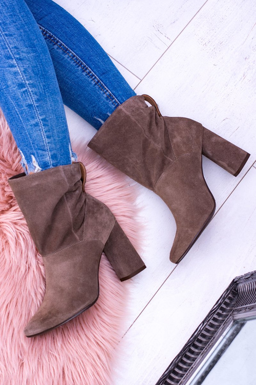 Wysokie Zamszowe Botki na Słupku Laura Messi Khaki 1857