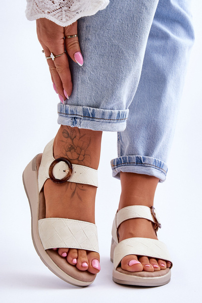 Comfortable Wedge Sandals Beige Menaro