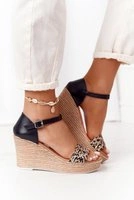 Black || Brown