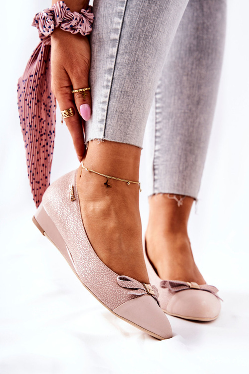 Leather Dugout pumps with Heels Monnari 0590-M04 Light pink