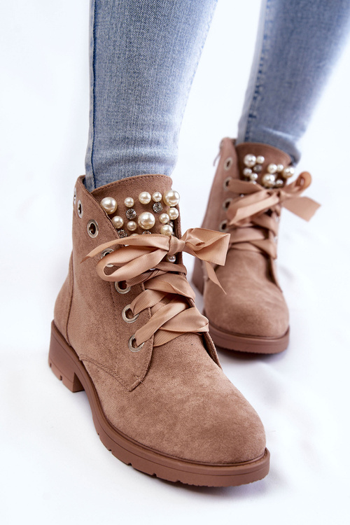 Suede insulated boots with a zipper with pearls beige Raiso