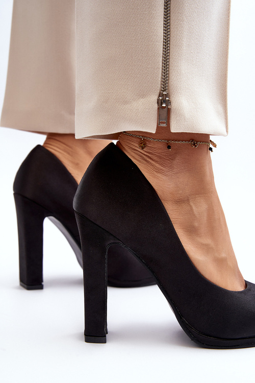 Green Pumps with Stiletto Heel Piatti