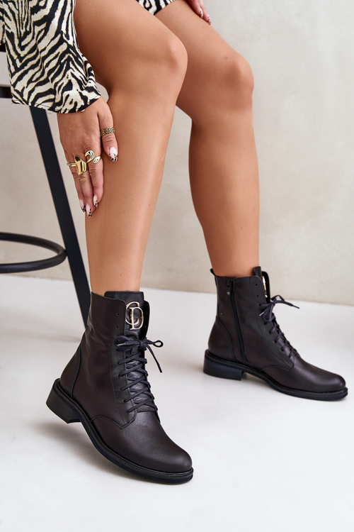 Zazoo 2955 Leather Worker Boots With Gold Detail On The Tongue Black
