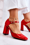 Fashionable Lacquered Pumps On A Bar Red Maoris