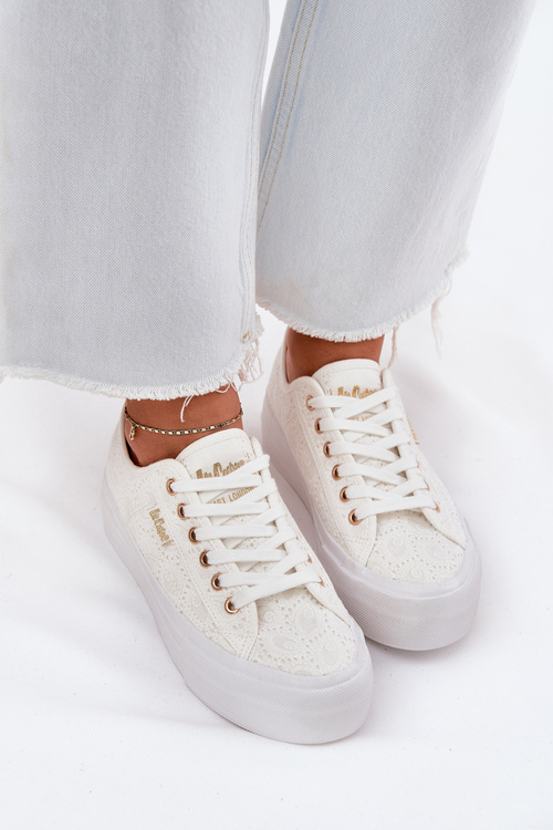 Ladies Sneakers With Lace Lee Cooper LCW-25-31-3438L White