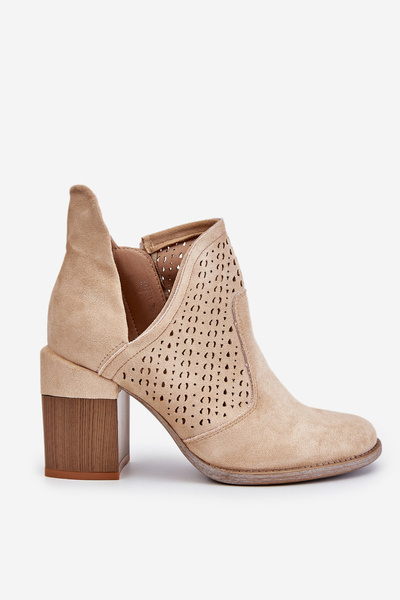 Black Layne Cut Out Light beige Boots