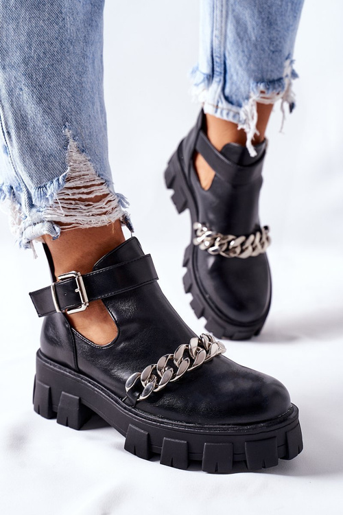 Boots With A Chain Black Torment