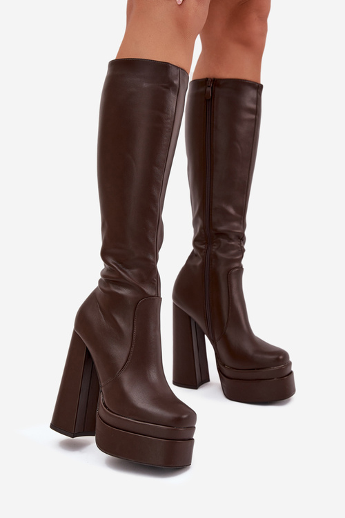 Insulated women's boots on heel and platform chocolate Lysara