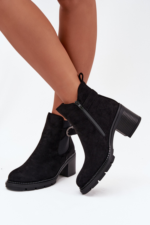 Insulated women's ankle boots with a decorative buckle black Melara
