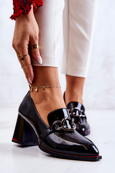 Elegant pumps on a pillar Black Callim