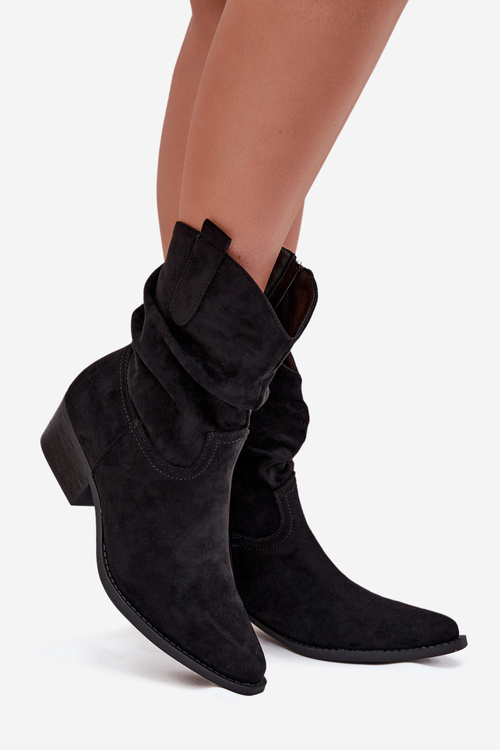 Women's ankle boots with low heel with ruffle black Adena