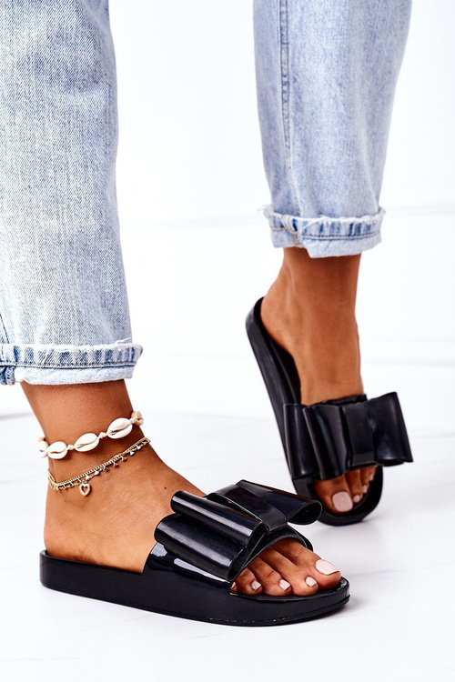 Rubber Slippers With A Bow Black April
