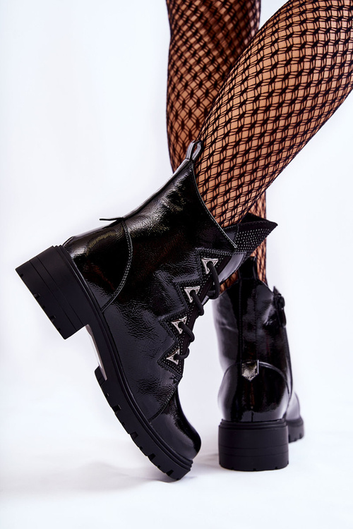 Lacquered Warm Boots With Jet Black Gwen