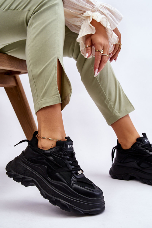 Sports Shoes On A Massive Platform GOE LL2N4030 Black