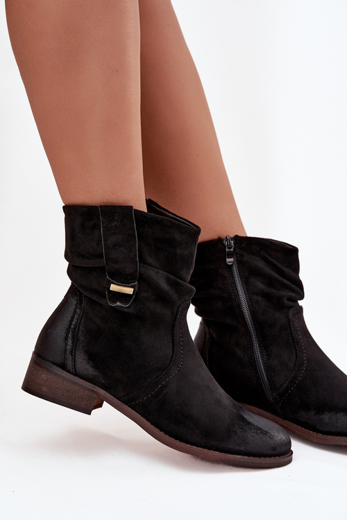 Women's ankle boots with low heel with wrinkling warm black Gracia