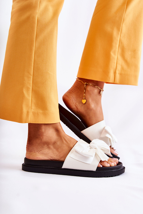 Classic Women's Leather Slippers With A Bow White Dessy