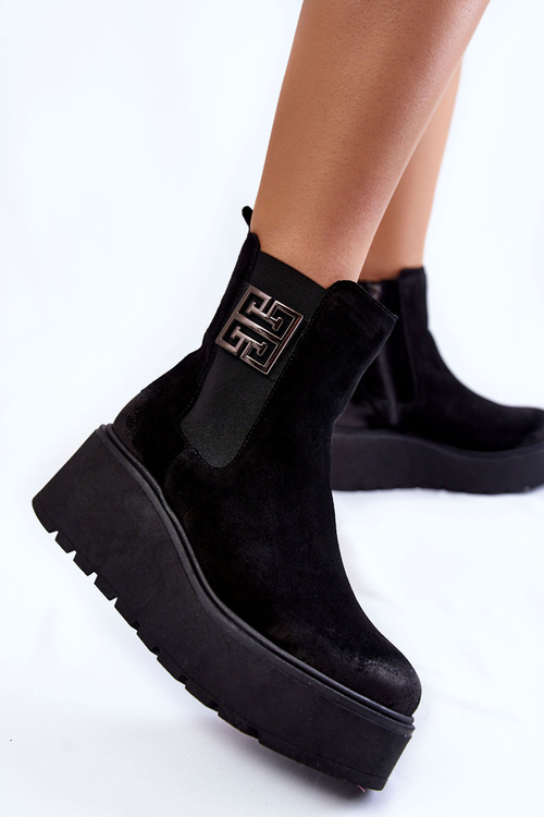 Women's Suede Boots On The Massive Platform Black Savira
