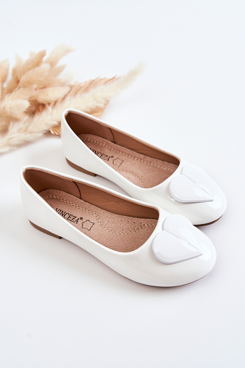 Lacquered Children's Ballerinas With Heart White Corty