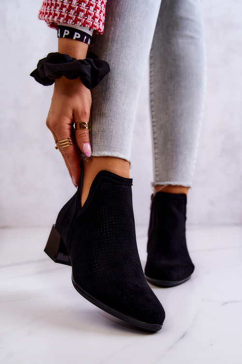 Openwork Suede Booties With A Cut Black Carine 