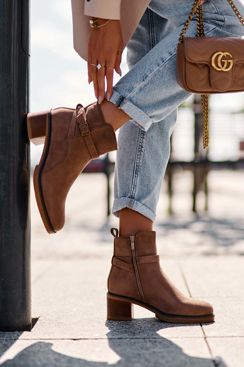 Botki Zamsz Klamra Brązowe Neste SP231