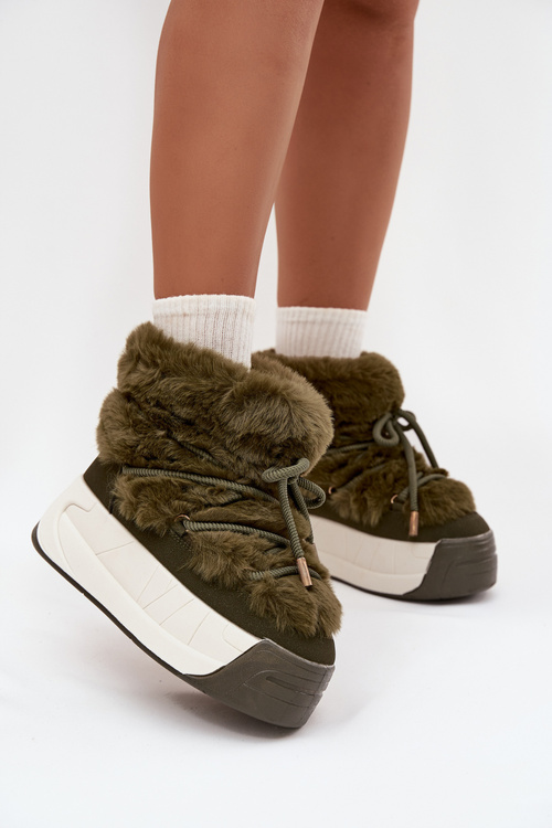 Women's snow boots on a chunky platform with laces and fur Kalivira
