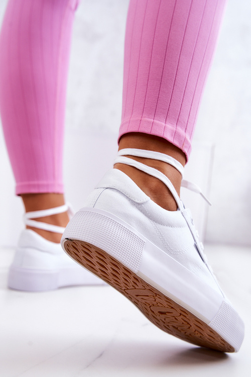 Sneakers On A Platform Lee Cooper LCW-22-31-0884L White