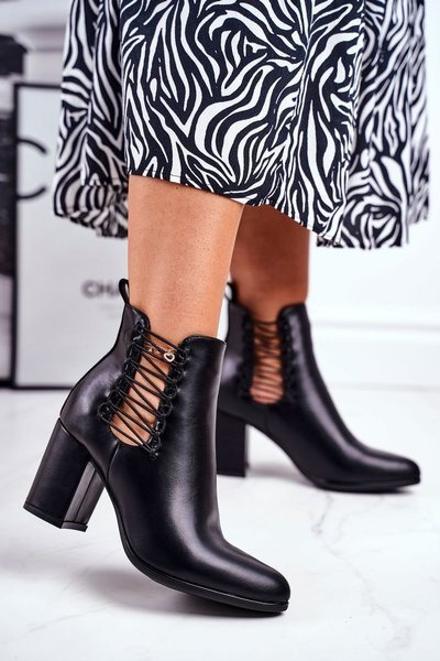 Women’s Boot On High Heel Slip on Black Vibo