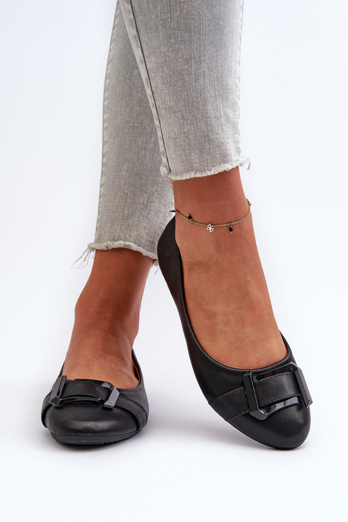 Baleriny Eko Skórzane Z Paskiem I Ozdobą Czarne Cadwenla 9988-69