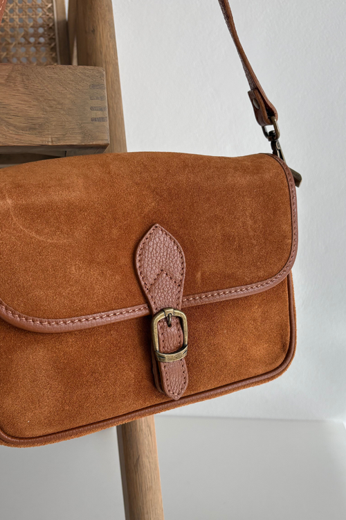 Torebka Listonoszka Z Naturalnego Zamszu Camel Norla 