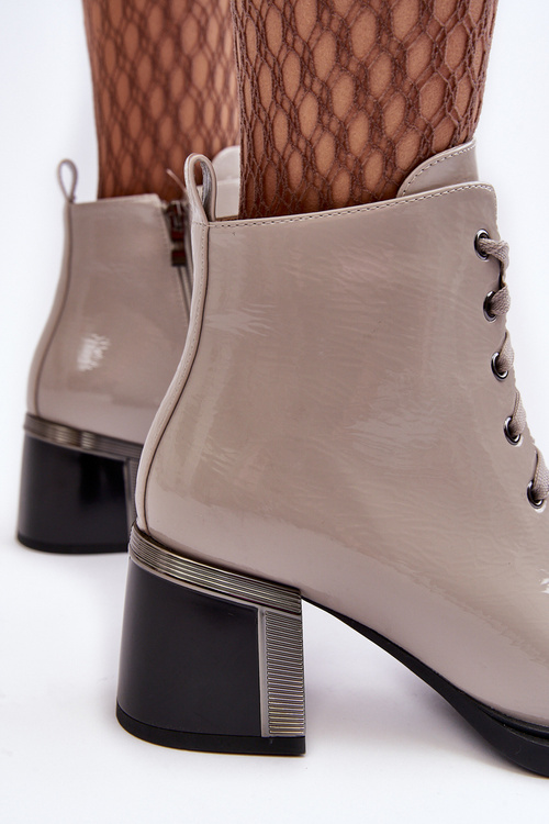 Women's Lacquered Boots D&A MR870-98 Light gray