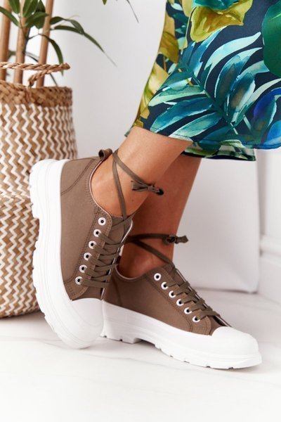 Women's Sneakers On The Platform Brown Travel Time