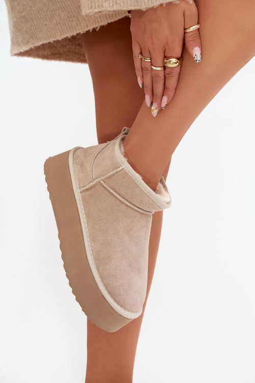 Women's snow boots made of natural suede beige Mairene
