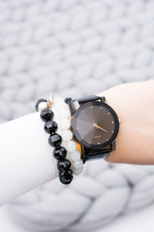 Elegant Women's Black Watch on Strap
