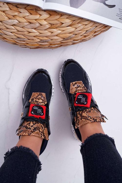 Women's Sports Shoes Vices Black Million Reasons