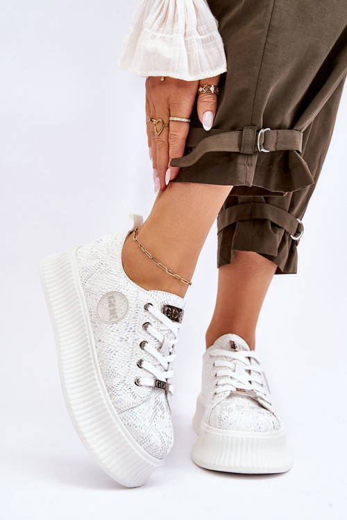 Women's Sneakers Sports Shoes GOE JJ2N4126 White