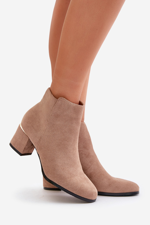 Botki Na Słupku Eko Zamszowe Zapinane Na Zamek Ciemnobeżowe Sairis