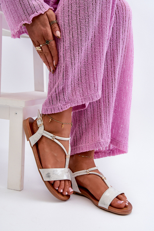 Sandały Damskie Płaskie Z Paskami Biało-Srebrne S.Barski KV27-010