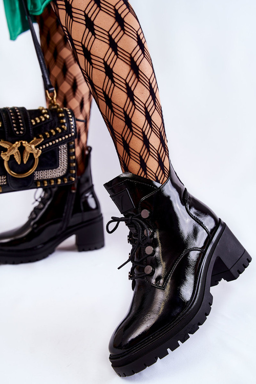 Botki Lakier Ocieplane Sznurowane Czarne Ragnhild