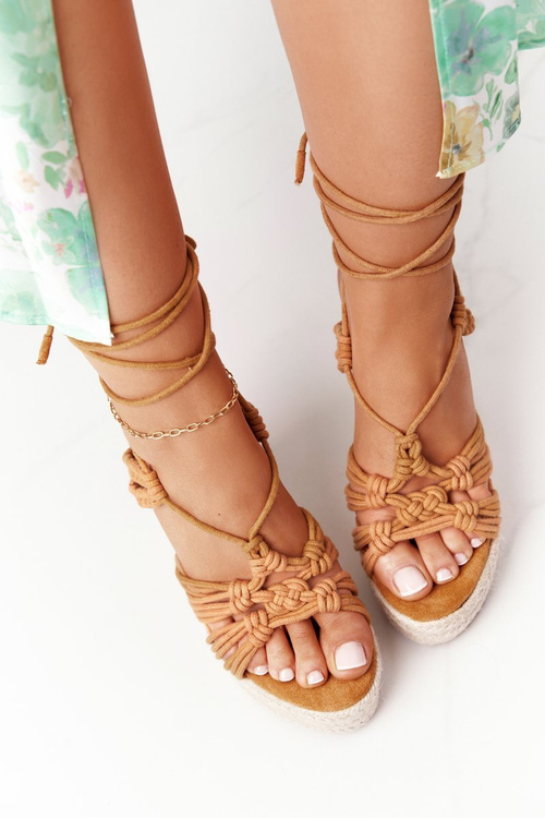 Lace-up Wedge Sandals With Braids Camel Run The World