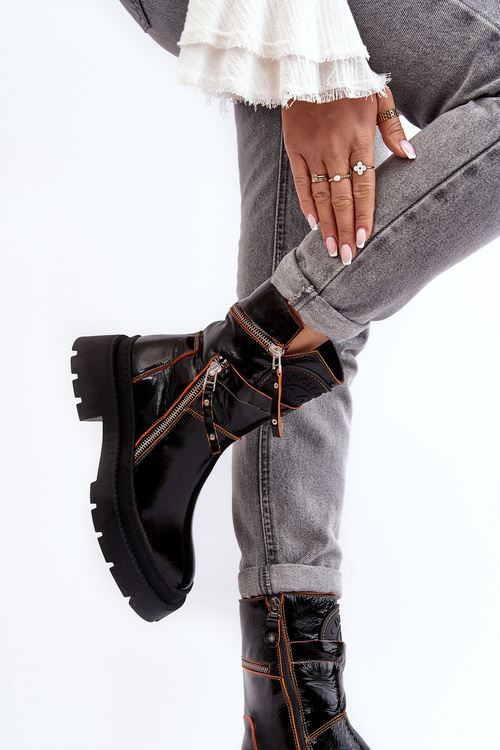 Women's Glossy Leather Boots With Zippers Maciejka 06238-18 Black