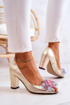 Leather Pumps With A Ornament Gold Dayane