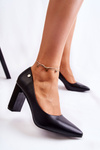 Leather Pumps On A Bar In Spitz Black Larea